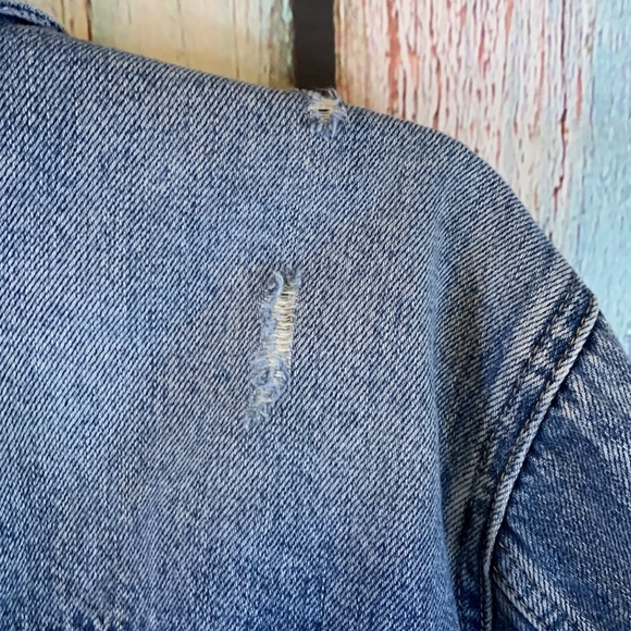 Lucky Brand The Trucker Distressed Med-Wash Button Up Jean Jacket Size 2X - Picture 9 of 9